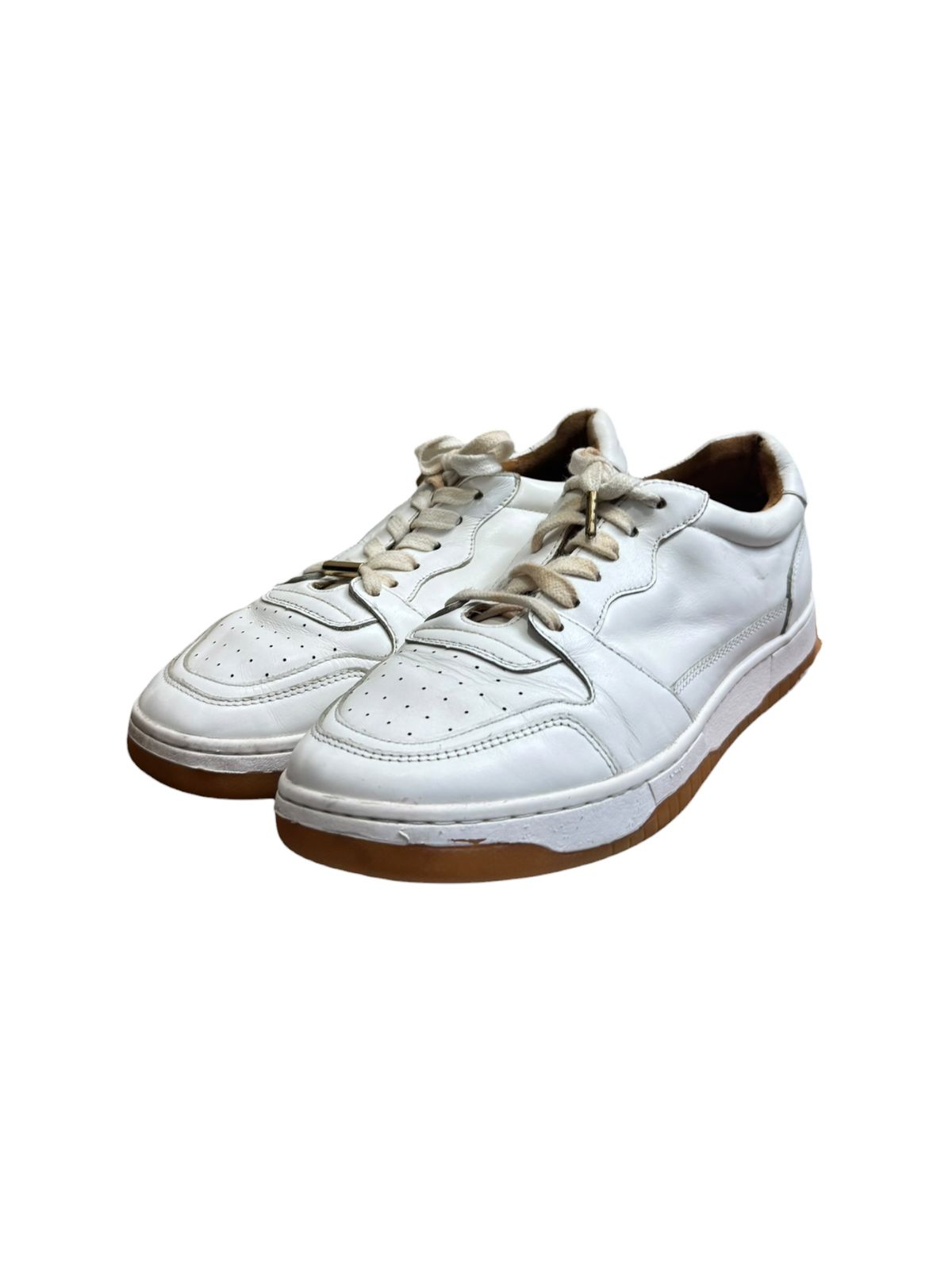 Bared Sneakers