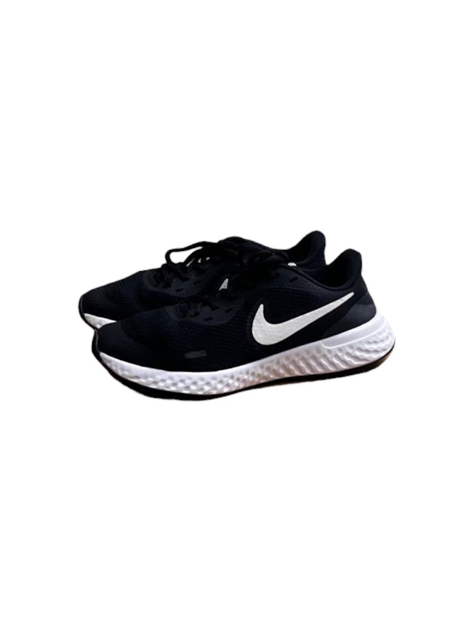 Nike Revolution 5